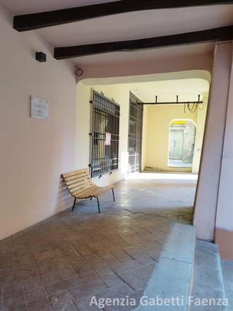 fotografie - negozio Brisighella (RA) Centro 