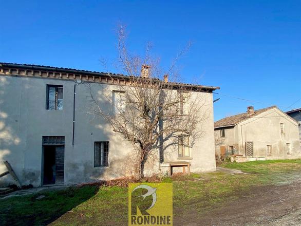 fotografie - Casa Indipendente Faenza (RA) Campagna Valle 