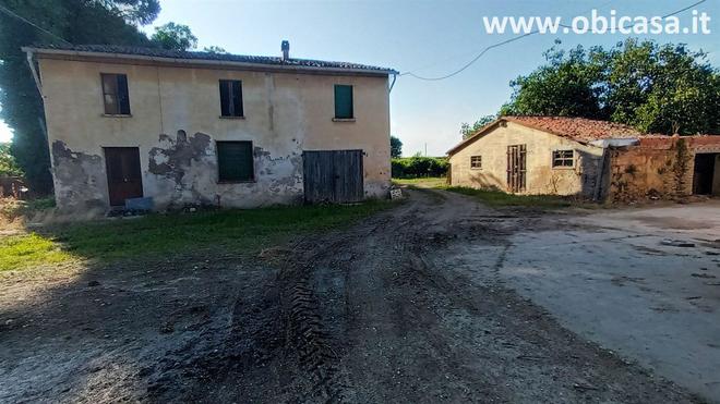 fotografie - Casa Indipendente Faenza (RA) Campagna Valle 