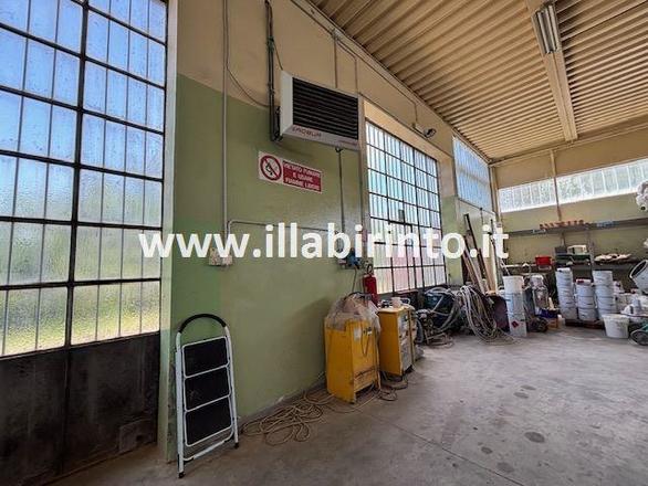 fotografie - capannone Faenza (RA) Periferia Valle