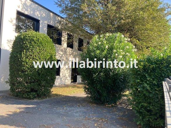 fotografie - capannone Faenza (RA)  