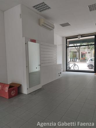 fotografie - negozio Faenza (RA) Centro Storico 