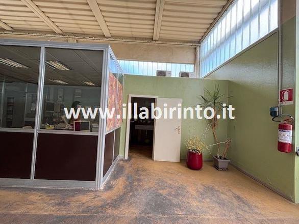 fotografie - capannone Faenza (RA) Periferia Valle