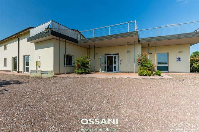 fotografie - capannone Castel Bolognese (RA)