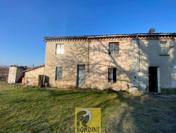 fotografie - Casa Indipendente Faenza (RA) Campagna Valle 