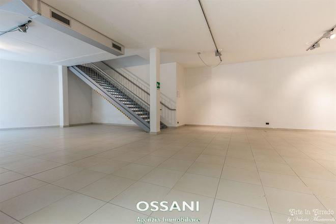 fotografie - capannone Castel Bolognese (RA)