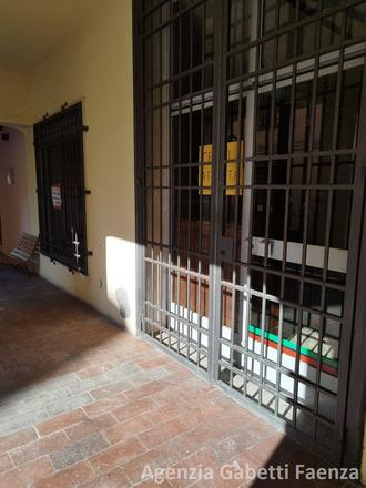 fotografie - negozio Brisighella (RA) Centro 